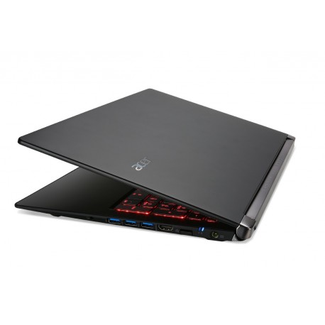 Aspire NITRO VN7-592G-74CD